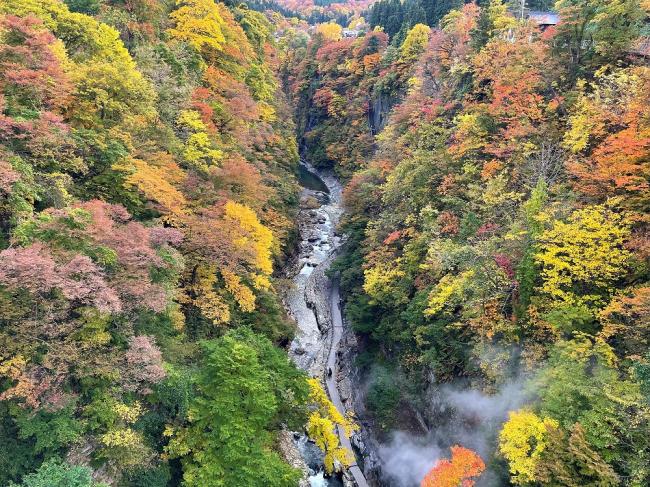 小安峡大噴湯