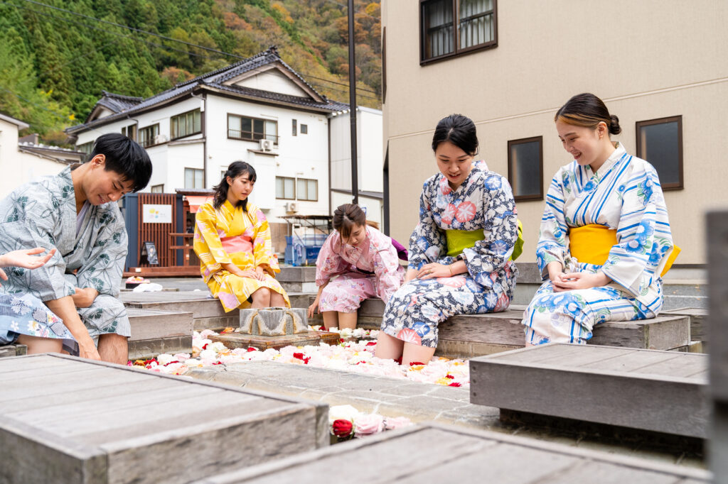 あつみ温泉の足湯
