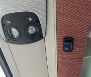 バス車内